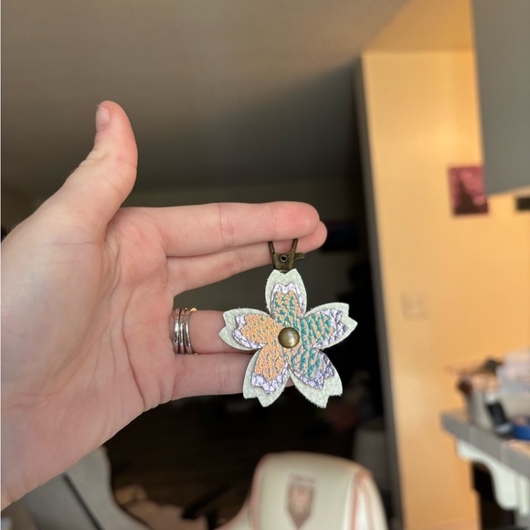 Handmade Leather Purse Flair! 3-layer Cherry Blossoms - Picture 4 of 4